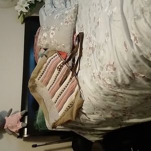 Gently worn apparel (variety)